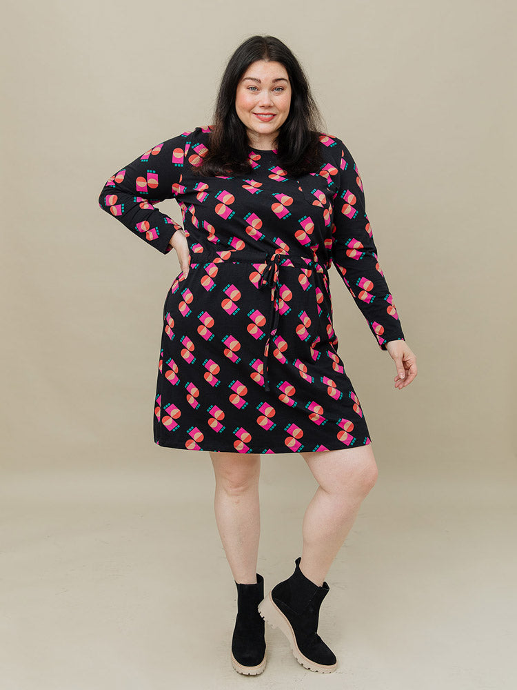 Abby Long Sleeve Plus Size Dress - Memphis Shapes Black - Image 4