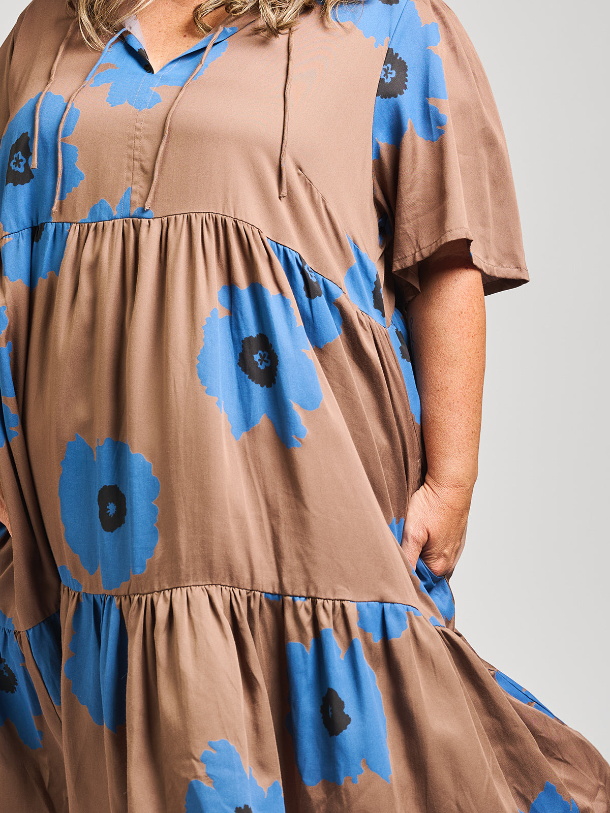 Adelaide Tiered Plus Size Mini Dress - Dark Oak - Image 3