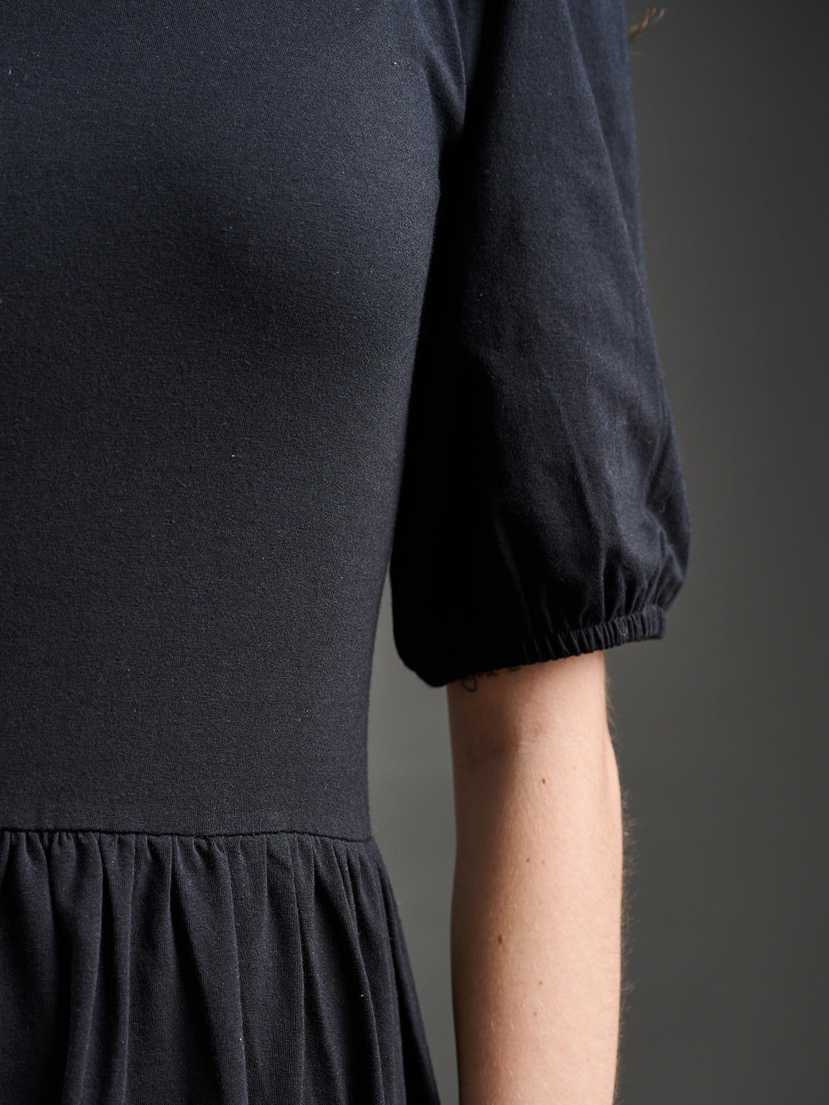 Inez Bubble Sleeve Dress - Black Jersey - Image 3